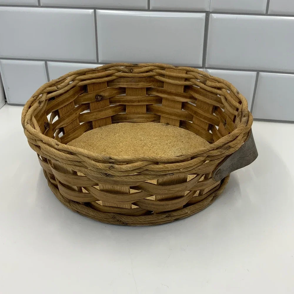 Vintage Pyrex Woven Wood Casserole Basket Holder for 024 624 684 Round Dishes